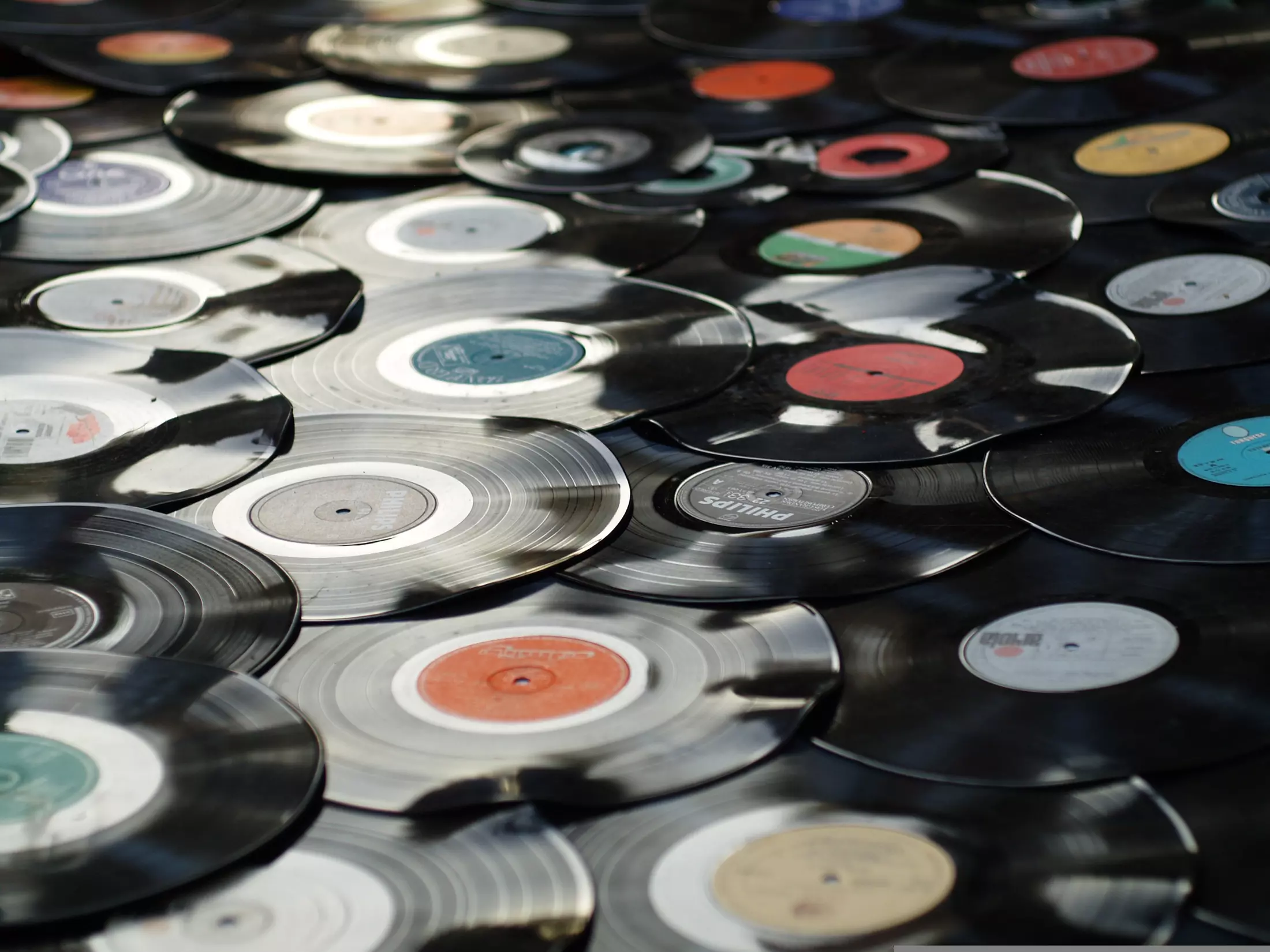 7 Cities With the Best Vintage Shops