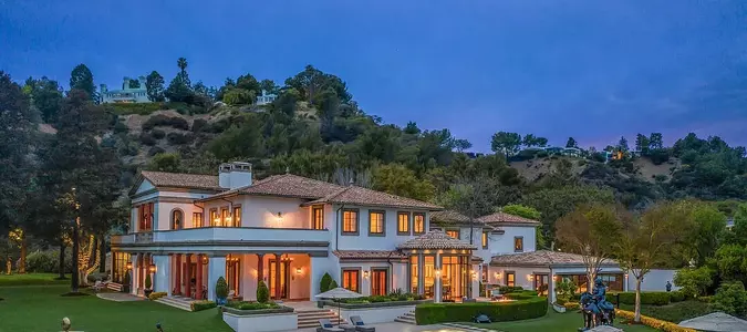 Adele's Estate Is Worth Over $100 Million