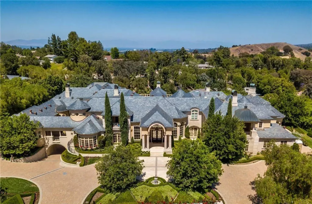 Jeffree Star's Lists $20 Million Mansion in Exclusive Hidden Hills