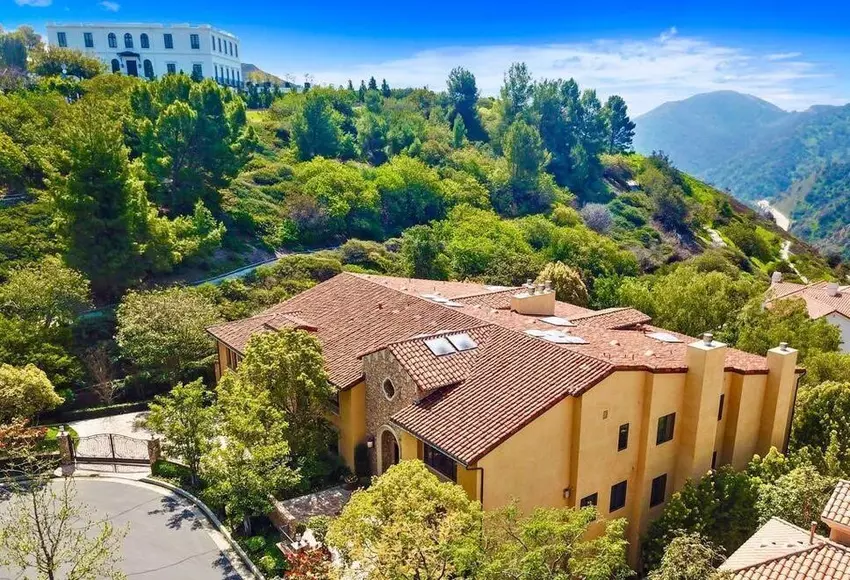 An Inside Look at Stevie Wonder's Bel Air Home