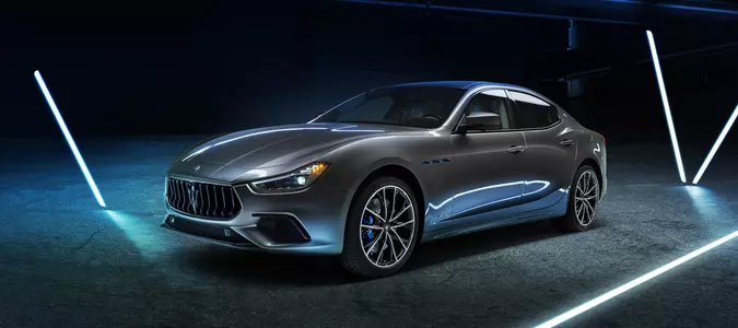 The Ghibli Hybrid Ushers Maserati into the Era of Sustainability