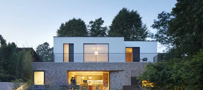 Awesome Houses Enhanced by Surrounding Landscapes