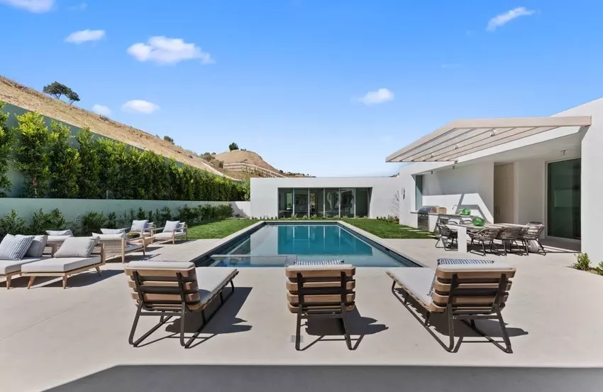 Metro Boomin' Buys a Sleek Hill-Top Mansion