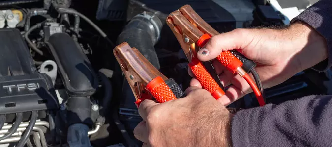9 Things to Always Keep in Your Car