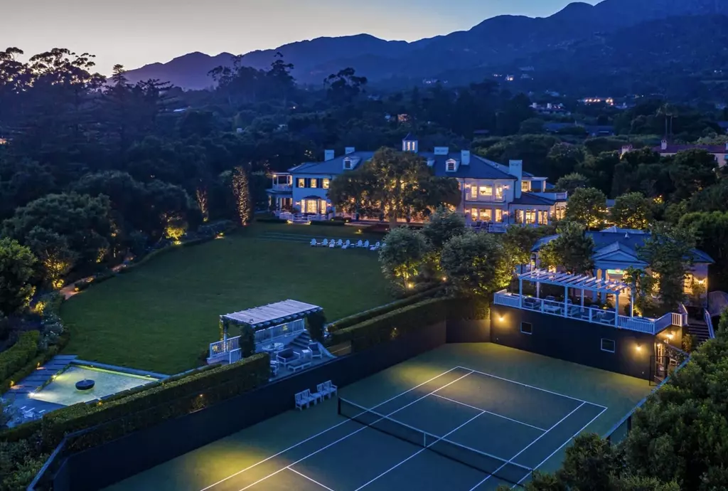 Adam Levine Buys Rob Lowe's Former Home for $52 Million