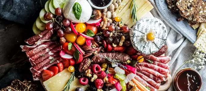 Top 8 Ingredients Types for a Killer Charcuterie Board