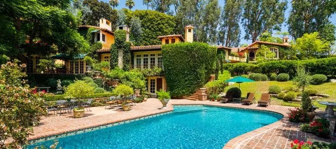 Priscilla Presley's $16 Million Italian-style Villa in Beverly Hills