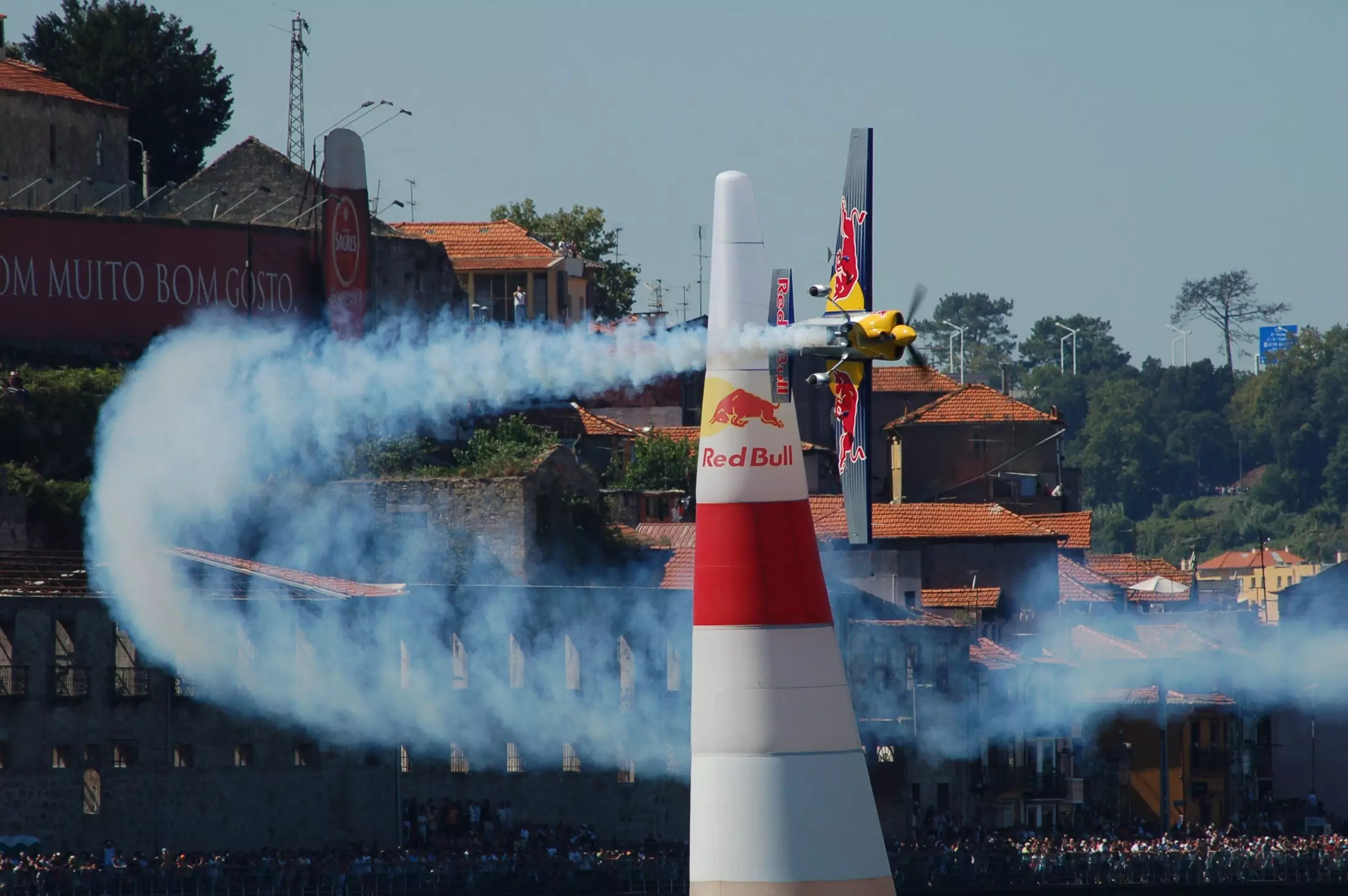 An Early Version of Red Bull's Extreme Air Race