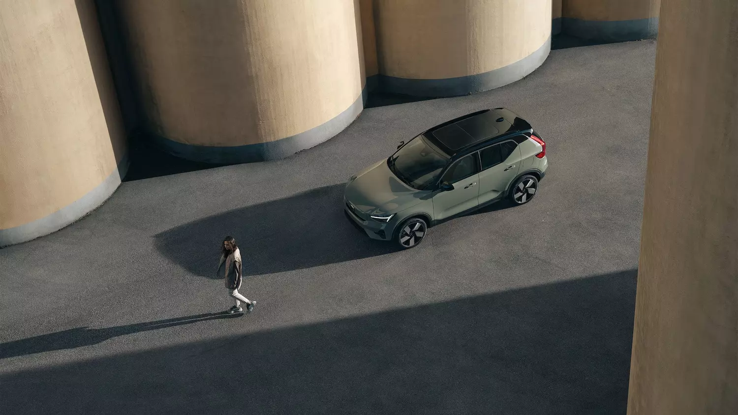 8 Electric Vehicles Revolutionizing Modern Mobility