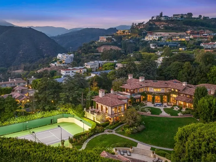 Sugar Ray Leonard Owned This $45M Pacific Palisades Palace